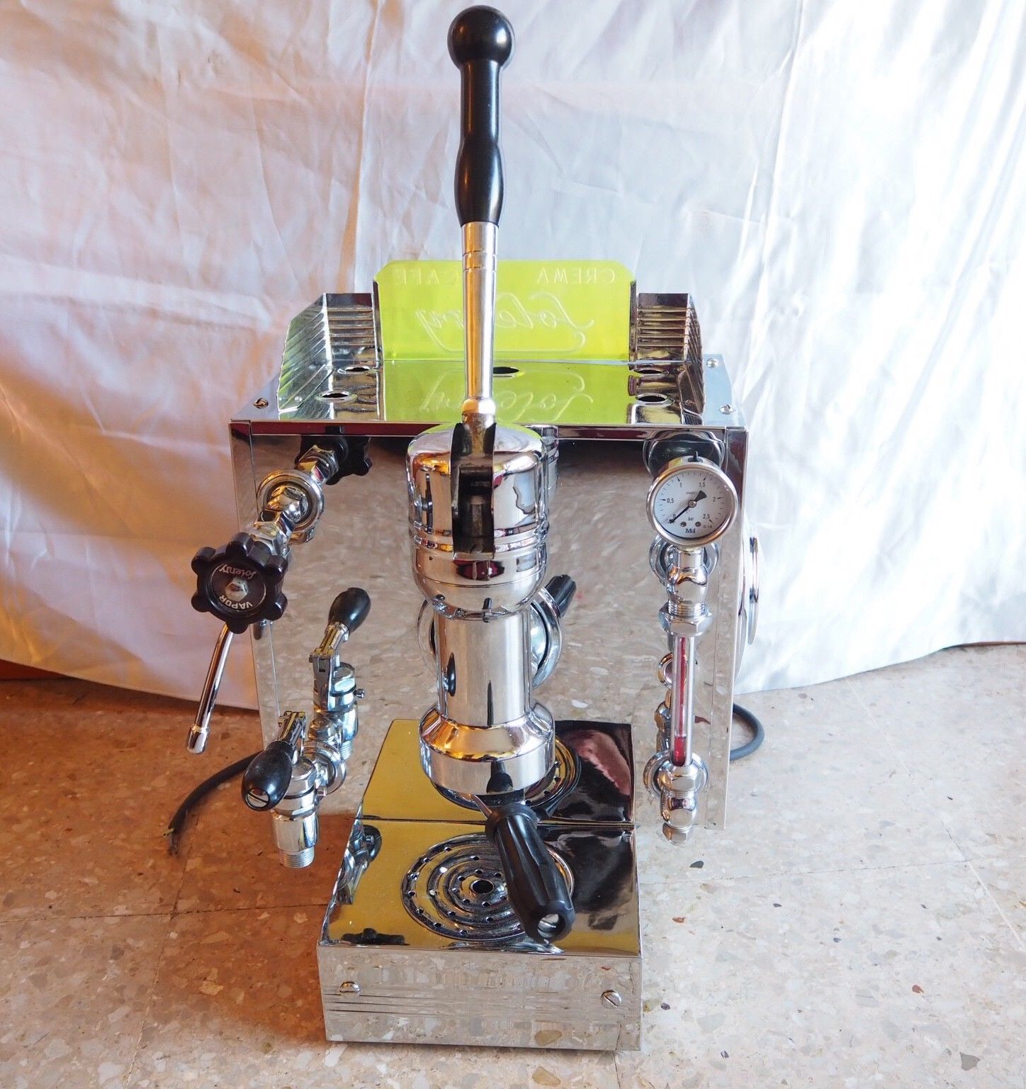 Les machines à café vintages les plus chères vendues sur eBay ! 